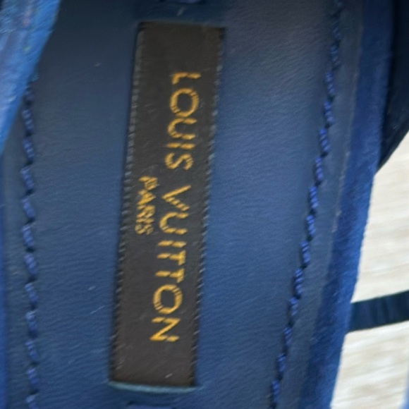 Louis Vuitton caged blue suede Stilletos . Never worn. Rare. - Picture 2 of 6